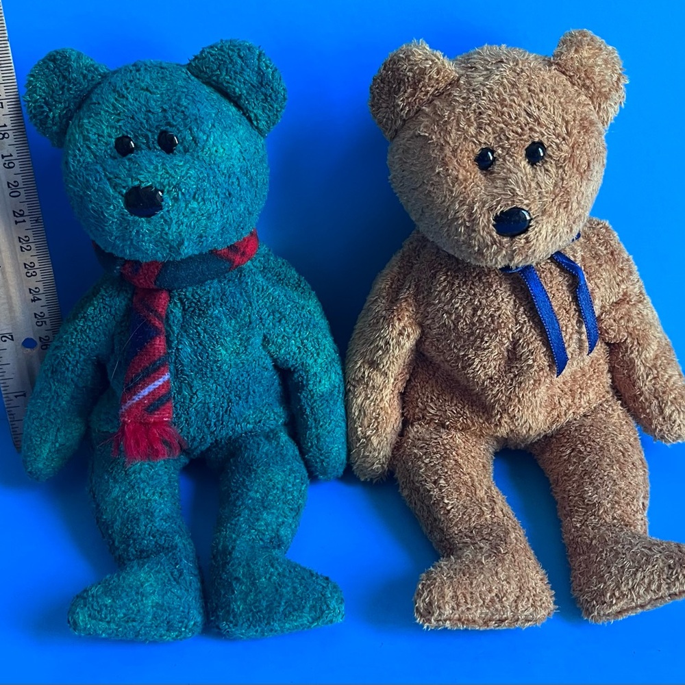 Two TY Beanie Buddy Green with scarf & Brown Vintage Teddy Bear 7 inches